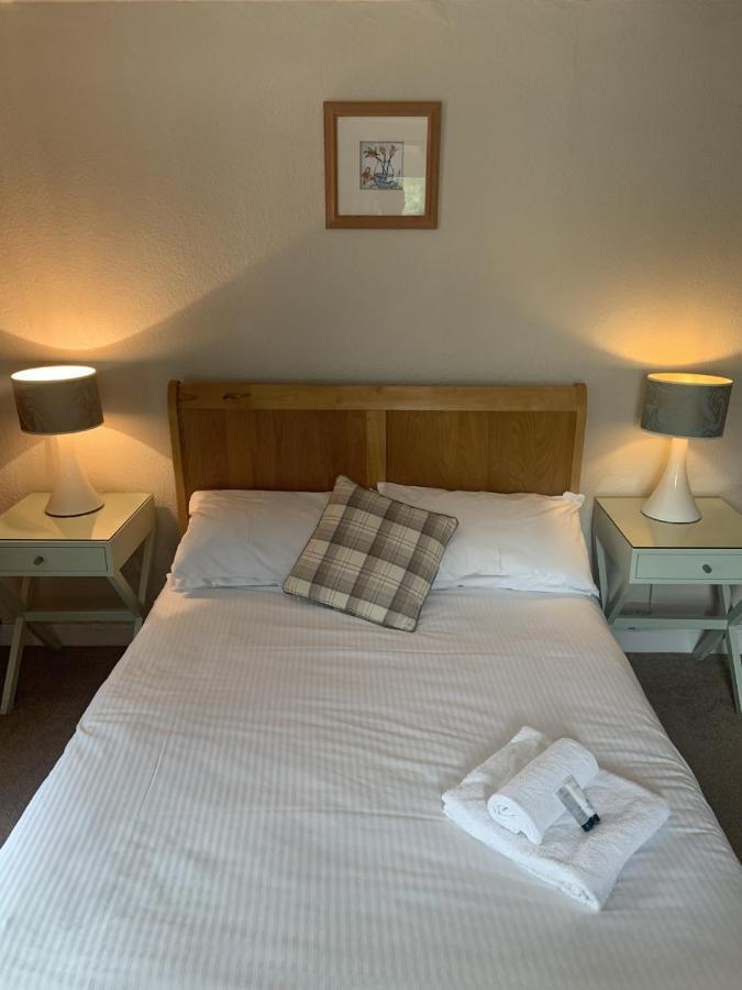 The Halfway House Pub And Kitchen Bed and Breakfast Saint Germans Buitenkant foto